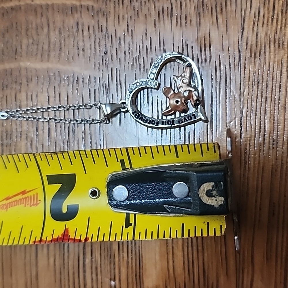 Baby deer necklace - Picture 3 of 4